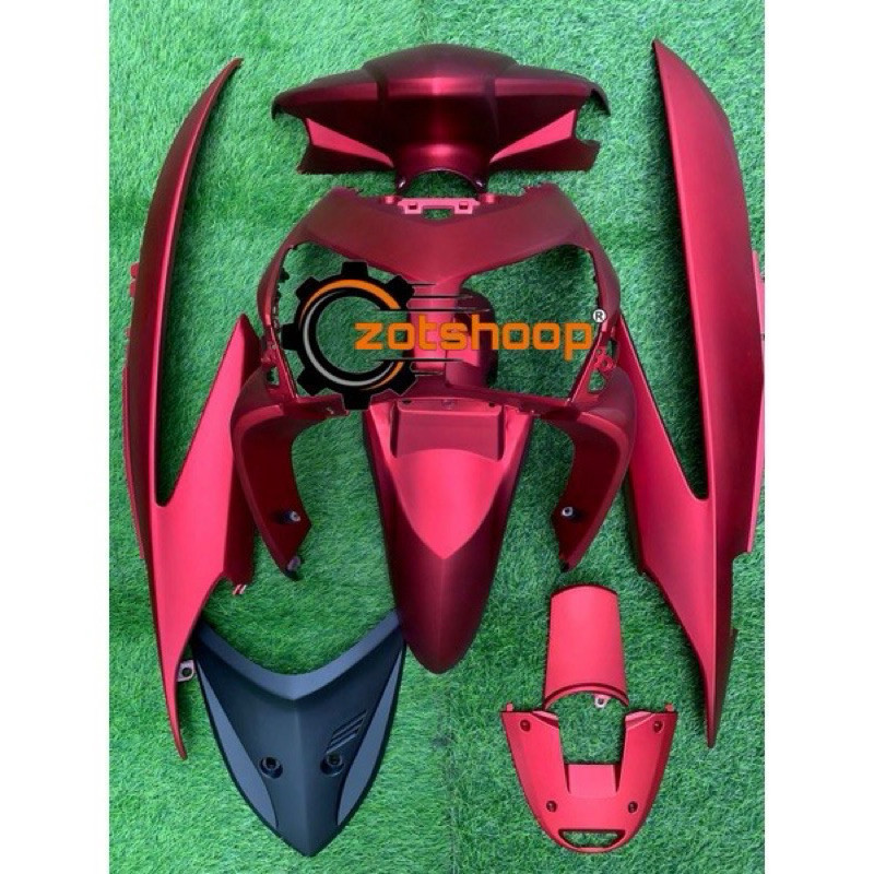 Cover Honda Vario 110 Karbu Full Body Halus Vario 110 Karbu Warna Merah Doff