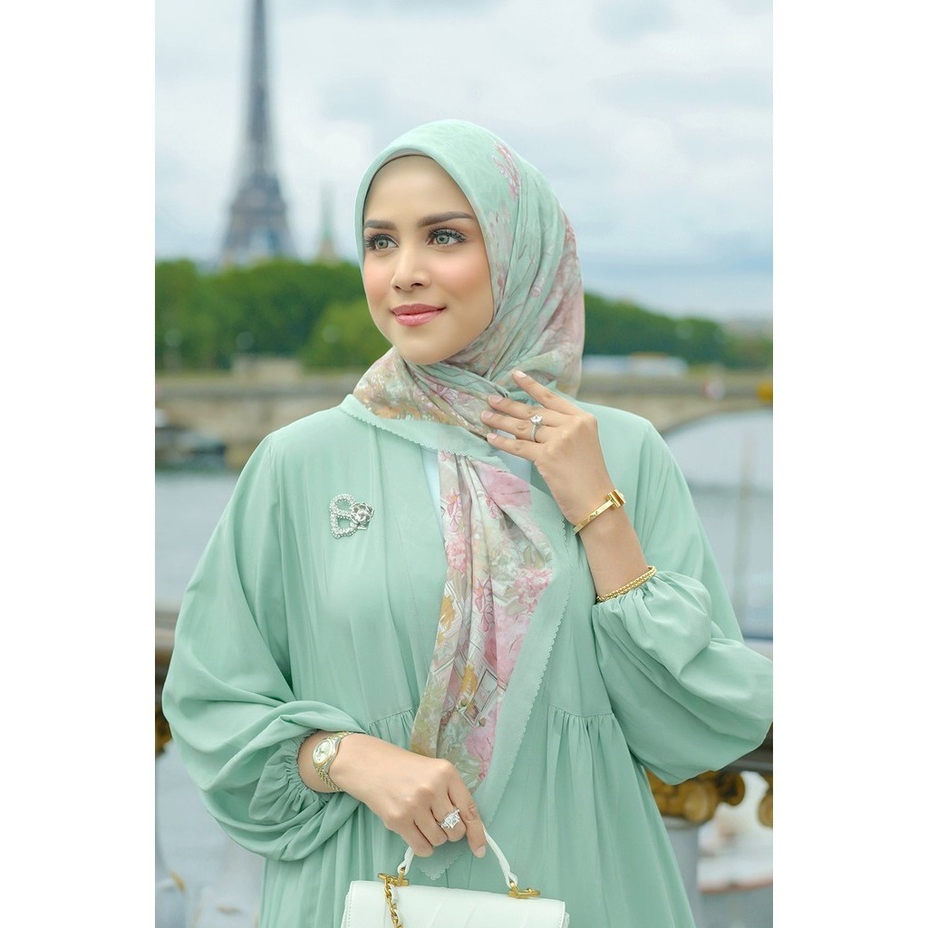 The Parisian Voile Square XL - Bonbon