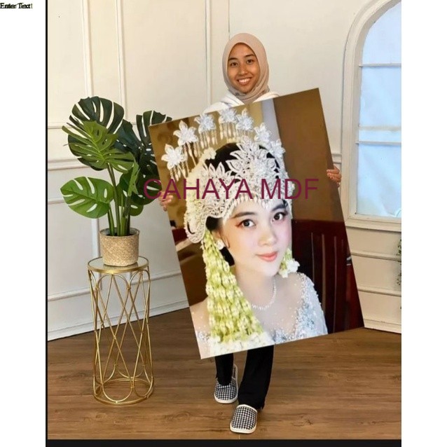 Cetak Foto Besar 40X60 + Bingkai Kayu Anti Air