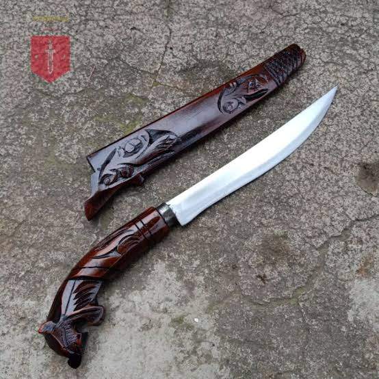 PISAU BADIK UKIR KAYU RASMALA