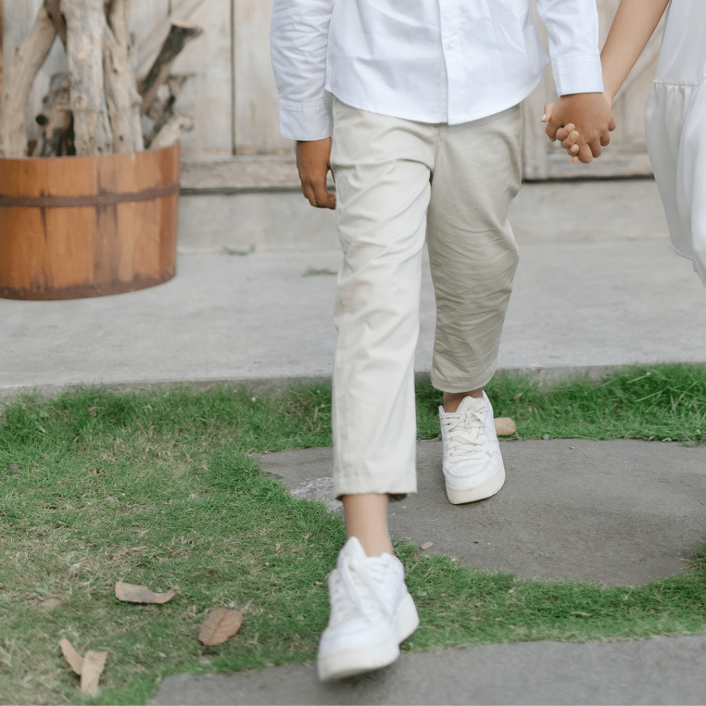 LEWIS EMMA - Sunday Chinos (2-14 Tahun) Celana Panjang Anak Laki-Laki / Bawahan Polos