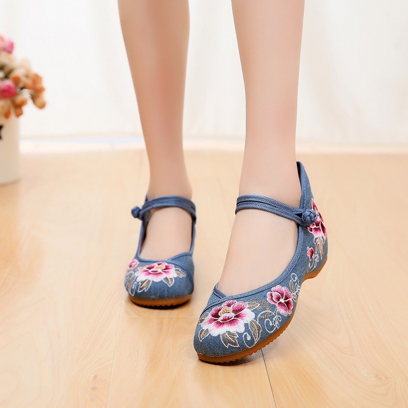 Sepatu Wanita Kasual Retro Etnik Bordir Bunga Bahan Kanvas Ringan Sol Karet Anti Slip Cocok Untuk Pe