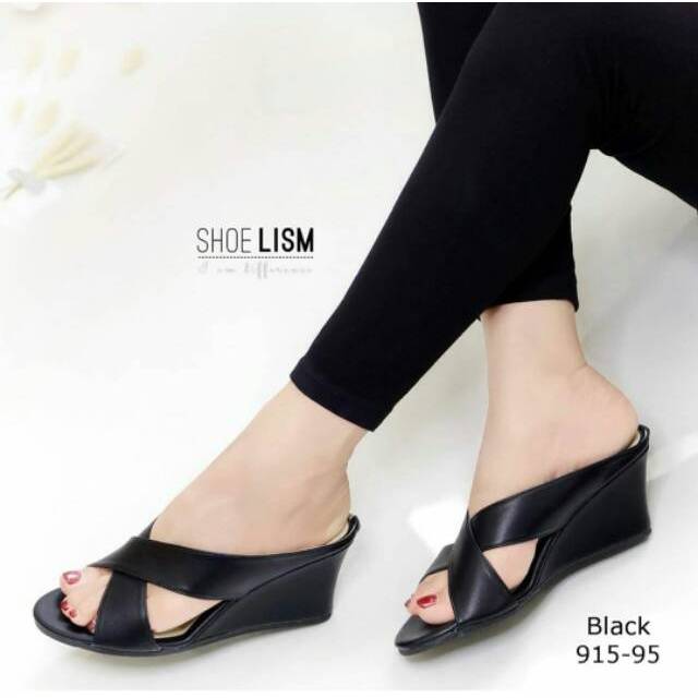 sepatu sendal wanita / perempuan kekinian terbaru  Af 35 hak sampan silang wanita terbaru