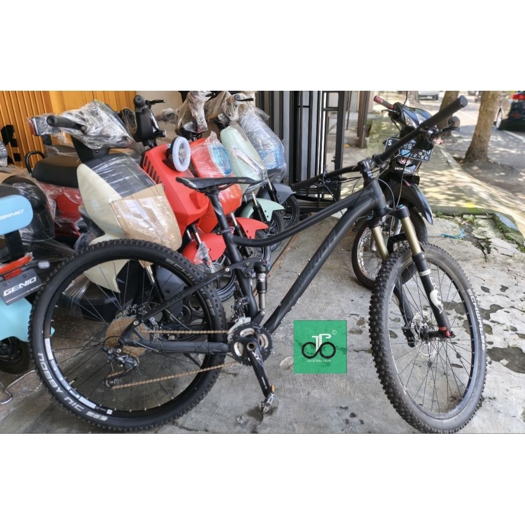 Sepeda MTB 27.5" Merida One Twenty XT Edition terbaru
