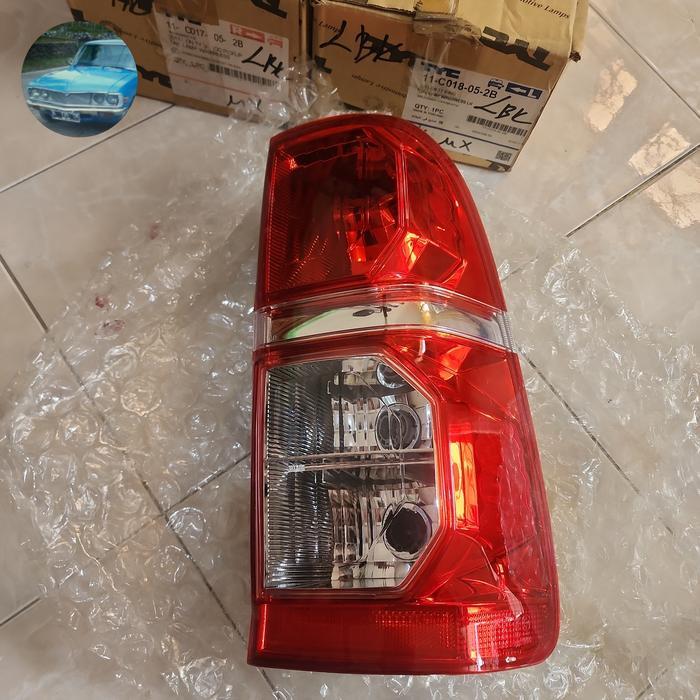Lampu stop belakang Toyota Hilux Vigo TYC TERLARIS