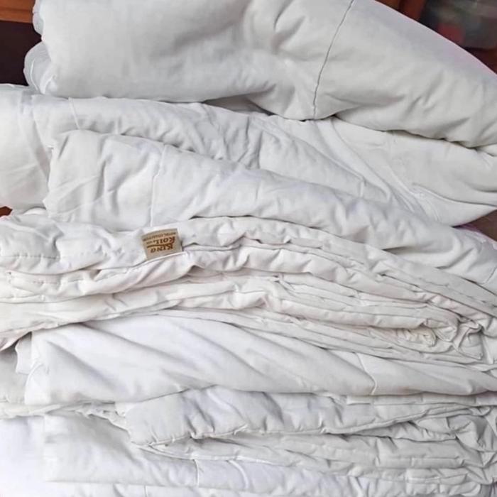 PROMO  inner duvet / bedcover kingkoil ex hotel like new - 140x230