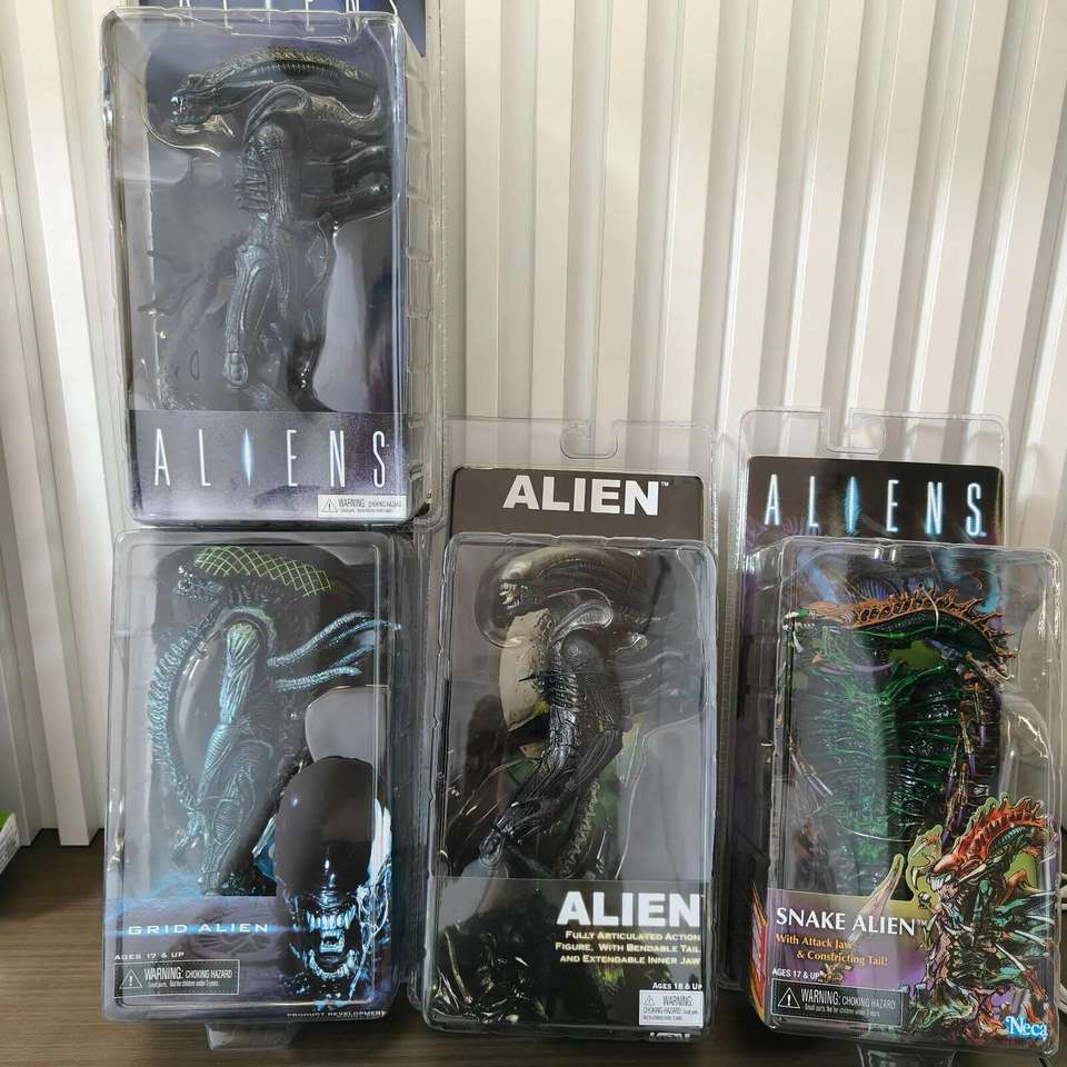NECA Alien Figure Scorpion Snake Aliens VS Predator 13th Lineup Sgt Apone Snake Action Figures Toy C