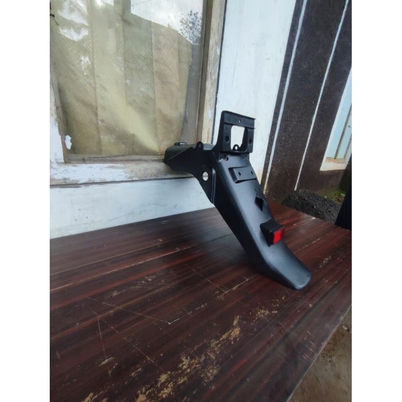 spakbor belakang Megapro hiu mp hiu selebor belakang mp lama original dudukannya aman semua