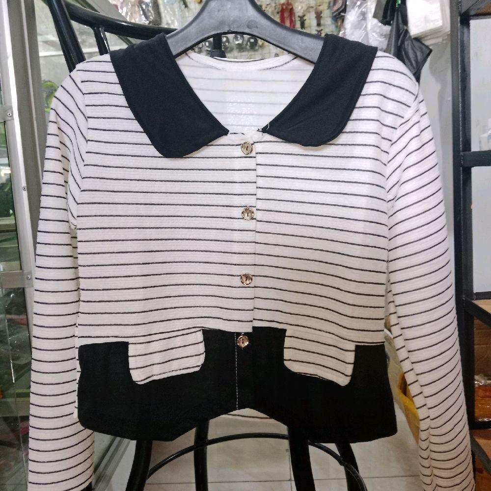Baju Atasan Wanita Cantik dengan Lengan Panjang Motif Garis Hitam putih elegan