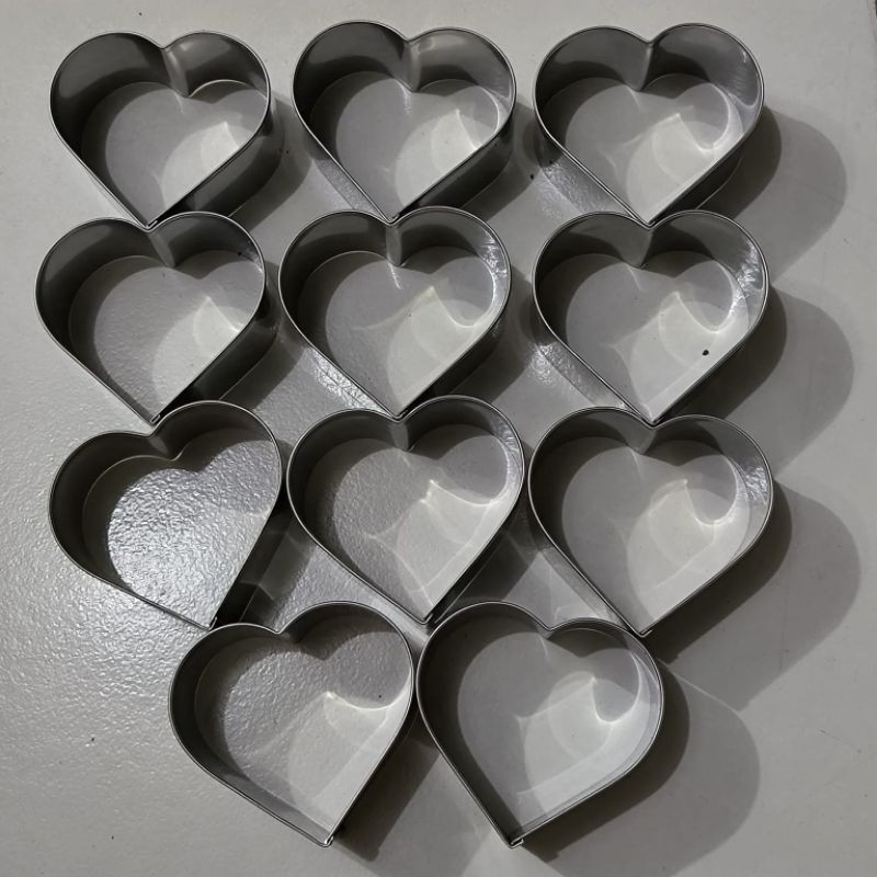Ring Roti karakter motif hati / love ring cutter / Cetakan kue bentuk hati / loyang kue