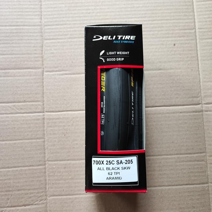 Tire Road Aramid 700 x 25C Deli  Speeder  Kevlar 700 x 25c. Ban Luar. 1 biji