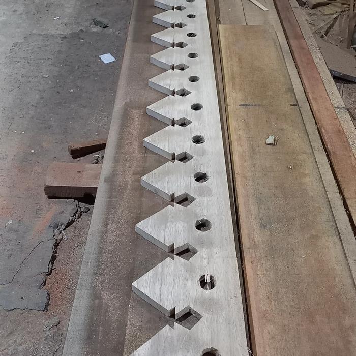 gigi balang betawi / lisplang betawi kayu NR33