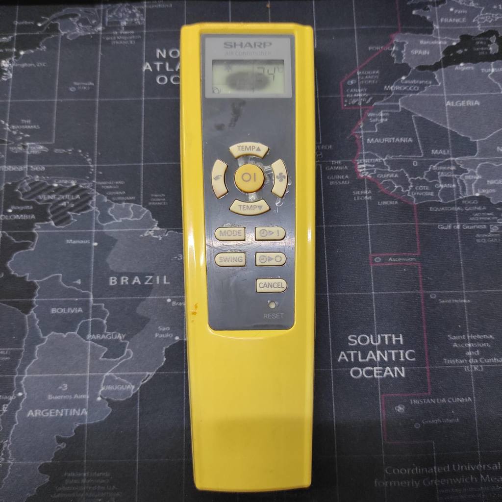 ( BEKAS ) ( FUNGSI NORMAL ) REMOT AC SHARP CRMC-A863JBEZ