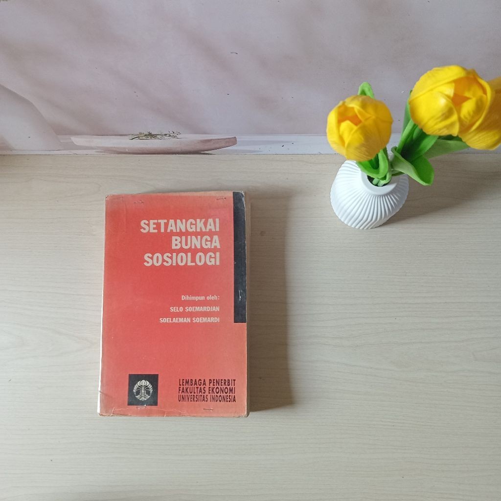 Setangkai Bunga Sosiologi - Selo Sumardjan - Bhs Inggris