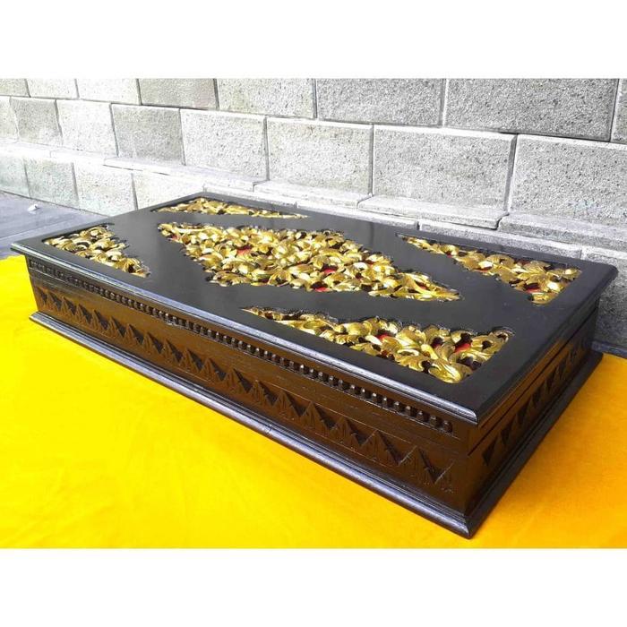 Kotak Menyimpan Keris Ukiran Alusan Kayu Jati