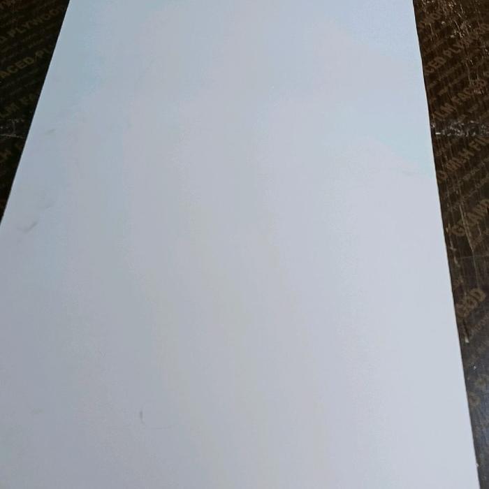 Acrylic putih susu tebal 3mm POLOS BERKUALITAS ukuran 100x150cm