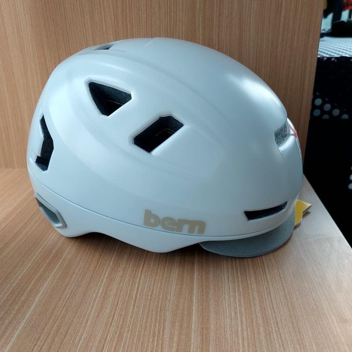 BERN HUDSON MIPS HELMET SATIN WHITE - SudutOnline