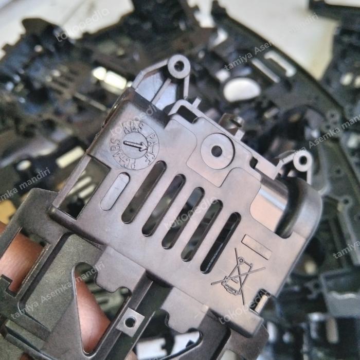 CHASSIS TAMIYA SUPER-II CARBON/SASIS SUPER 2 CARBON ORIGINAL TAMIYA