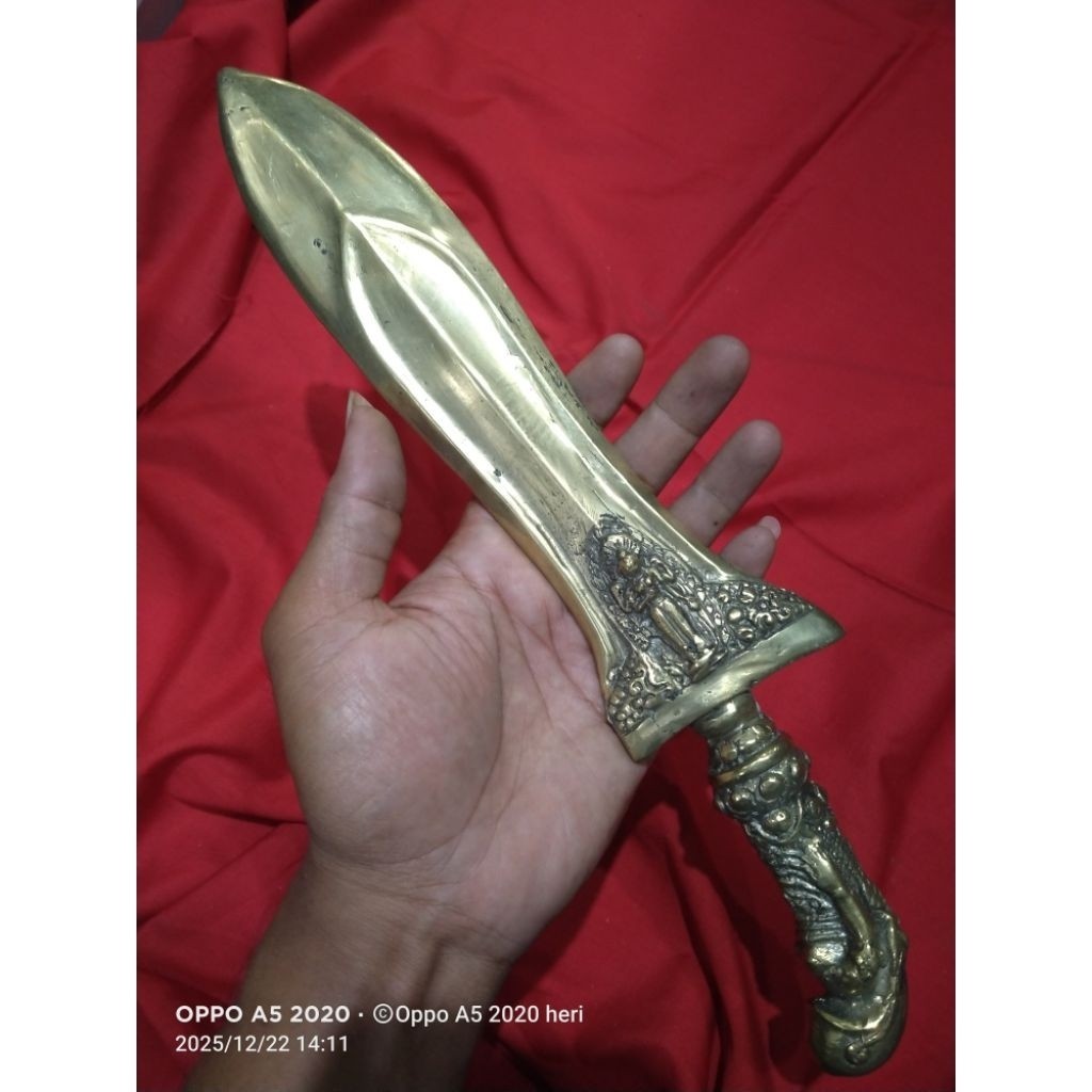 PAJANGAN HADIAH DEKORASI BETOK BAHAN ASLI KUNINGAN