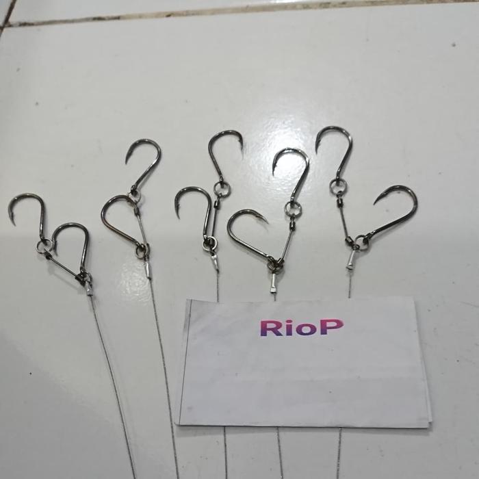 Rangkaian Kail Pancing Untuk Umpan Tenggiri