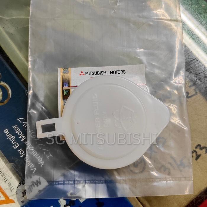 Tutup Tabung Cadangan Air Wiper Asli Original Mitsubishi Strada L200