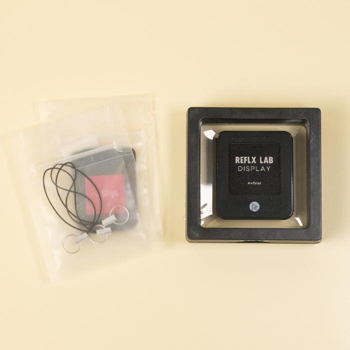 Reflx Lab Film Camera Display for Nikon, Canon, Minolta, Mamiya, Leica, Olympus, Kamera Analog (Bran