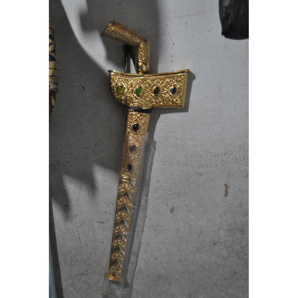 keris sengkelat luar jawa antik warangka kuningan ukir halus kode 720a