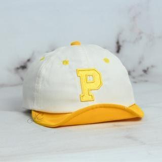 Jocoproduction - Topi Fashion Bayi PET Batita  Bordir Huruf P - Huruf P - Putih Kuning