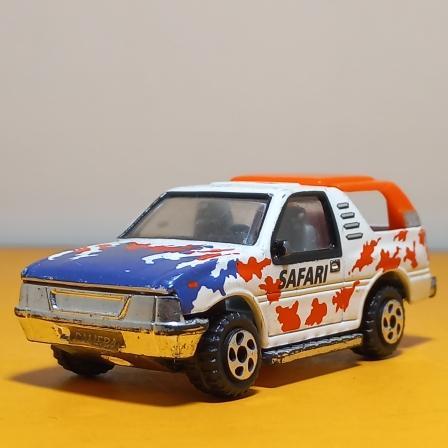 Diecast 1:64 Opel Frontera Vauxhall  Realtoy versi no brand
