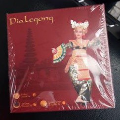 PIA LEGONG ASLI ORIGINAL BALI. PIA LEGENDARIS. OLEH OLEH KHAS BALI CEMILAN PIA MANIS (harga baru) BA