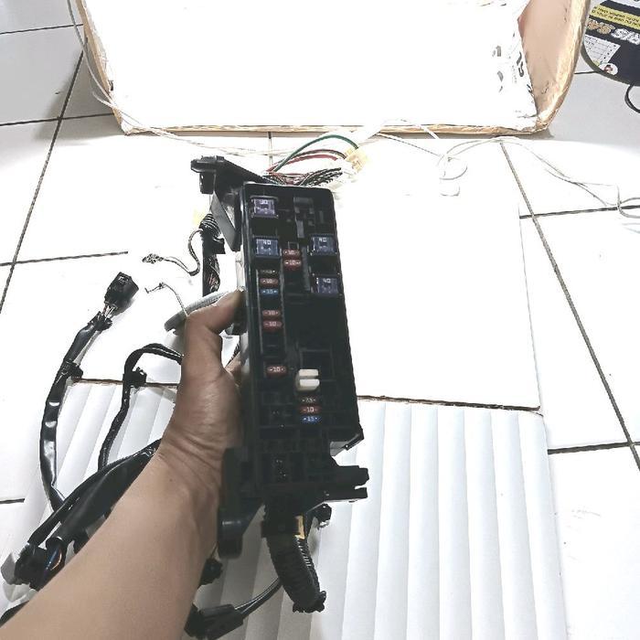 PASSOri Set Kabel Fuse Box Sekring Avanza 1,500cc Tahun 2010 Sampai 2011 No Part 82111-bz201 & 82111