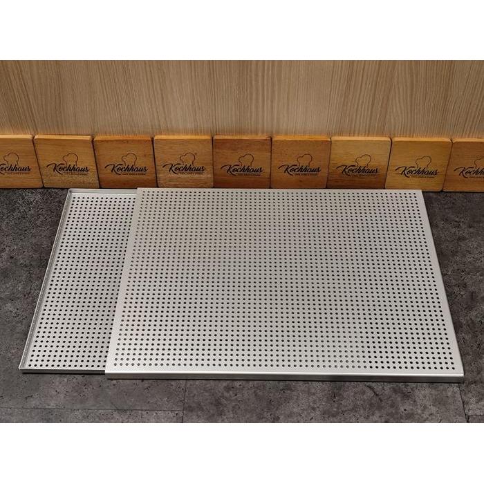 Puff Pastry Baking Tray Perforated Loyang Tutup Pastry Tipis Berlubang tebal - 40x30cm