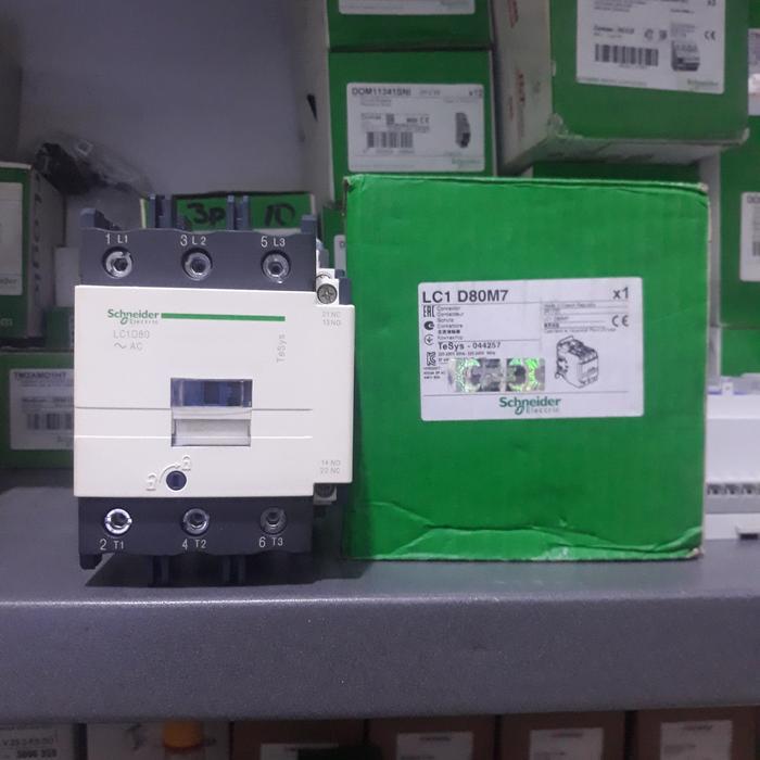 CONTACTOR SCHNEIDER 3 KUTUB LC1D80M7 1NO 1NC 37KW 220V