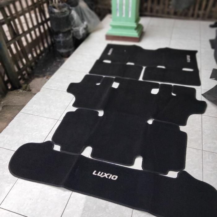 karpet aksesoris  Luxio tengah belakang
