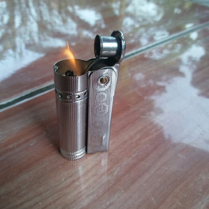 Korek/pemantik api (minyak) lawas / Korek Antik Korek Jadul