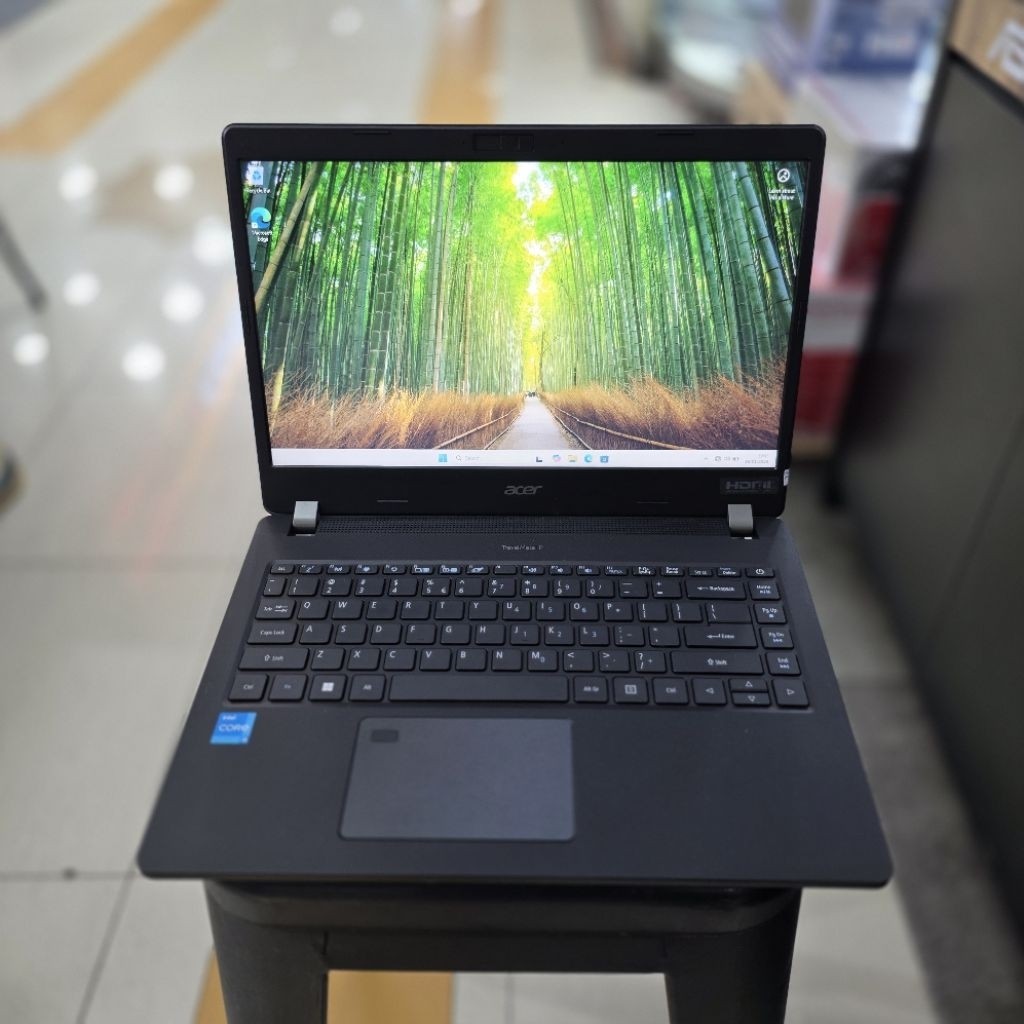 ACER TRAVELMATE CORE I3 1115G4 RAM 8GB SSD 256GB siap pakai