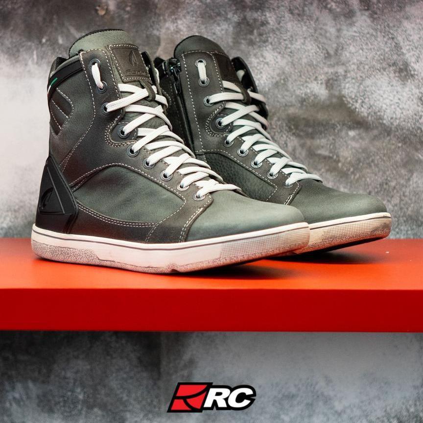 Forma Hyperdry Anthracite Boots