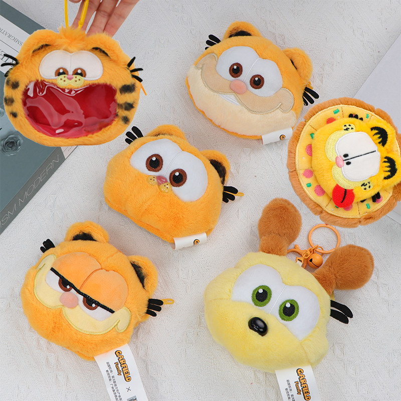 Original Garfield Family Kawaii Plush Toys Keyain Soft Cartoon Garfield Cat Oe Stuffed Pelue Earphon
