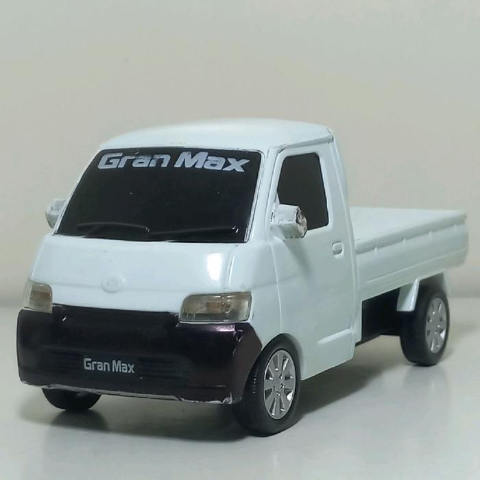 Diecast Daihatsu Gran Max plastik  1:36