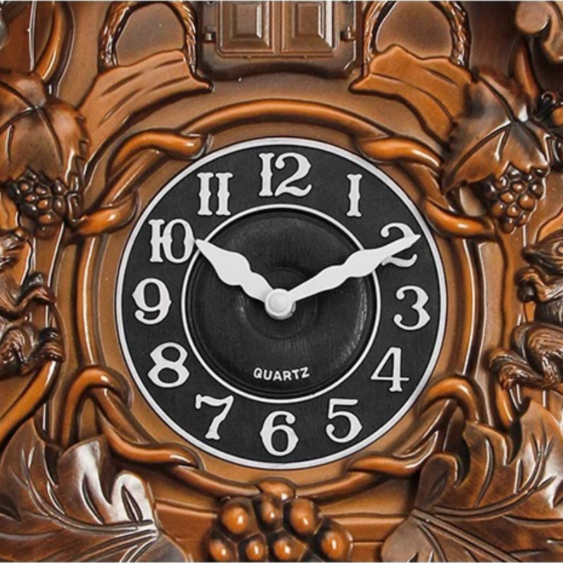 Wall Clock Aesthetic Cuckoo Clocks Retro Wall Watch Decorative Watches Luxury Living Room Ornaments 