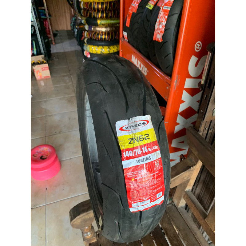 BAN MOTOR AEROX ZENEOS ZN62 Ring 14 TUBELESS DEPAN BELAKANG AEROX