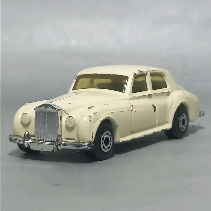 Diecast Matchbox Rolls Royce Silver Cloud made in Macau tahun 1985 vintage jadul