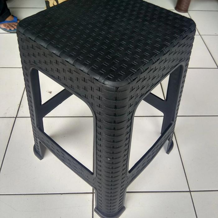 KURSI BASO ROTAN HITAM/KURSI PLASTIK HITAM/BANGKU BAKSO PLASTIK HITAM