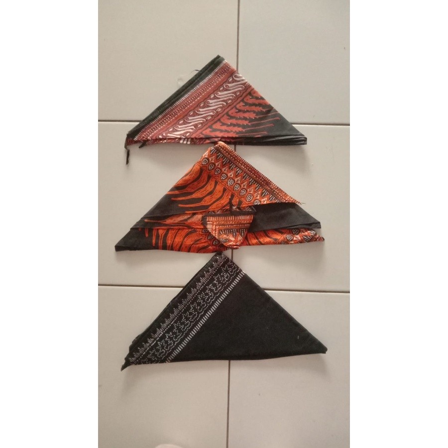 SLAYER MOTIF BATIK SEGITIGA  BANDANA IKET SEGITIGA  IKET UDENG SEGITIGA MOTIF  UDENG JARANAN