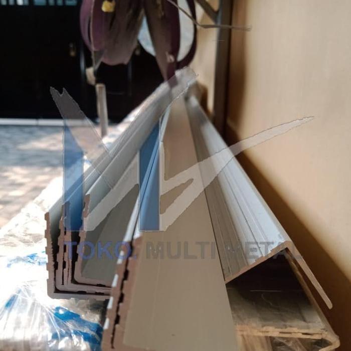 Siku Alumunium Motif L untuk box hardcase.