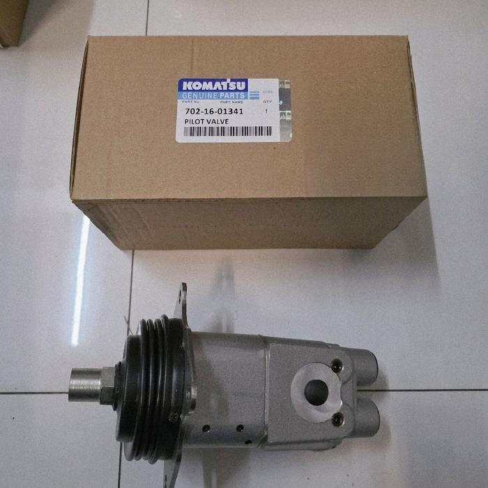 702-16-01341 PILOT VALVE D85 HANDLE TANGAN D85 KOMATSU