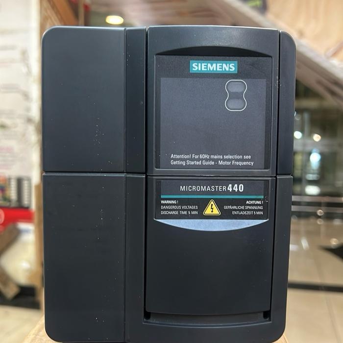 Inverter Siemens Micromaster 440 2.2KW 380-480V 6SE6440-2UD22-2BA1