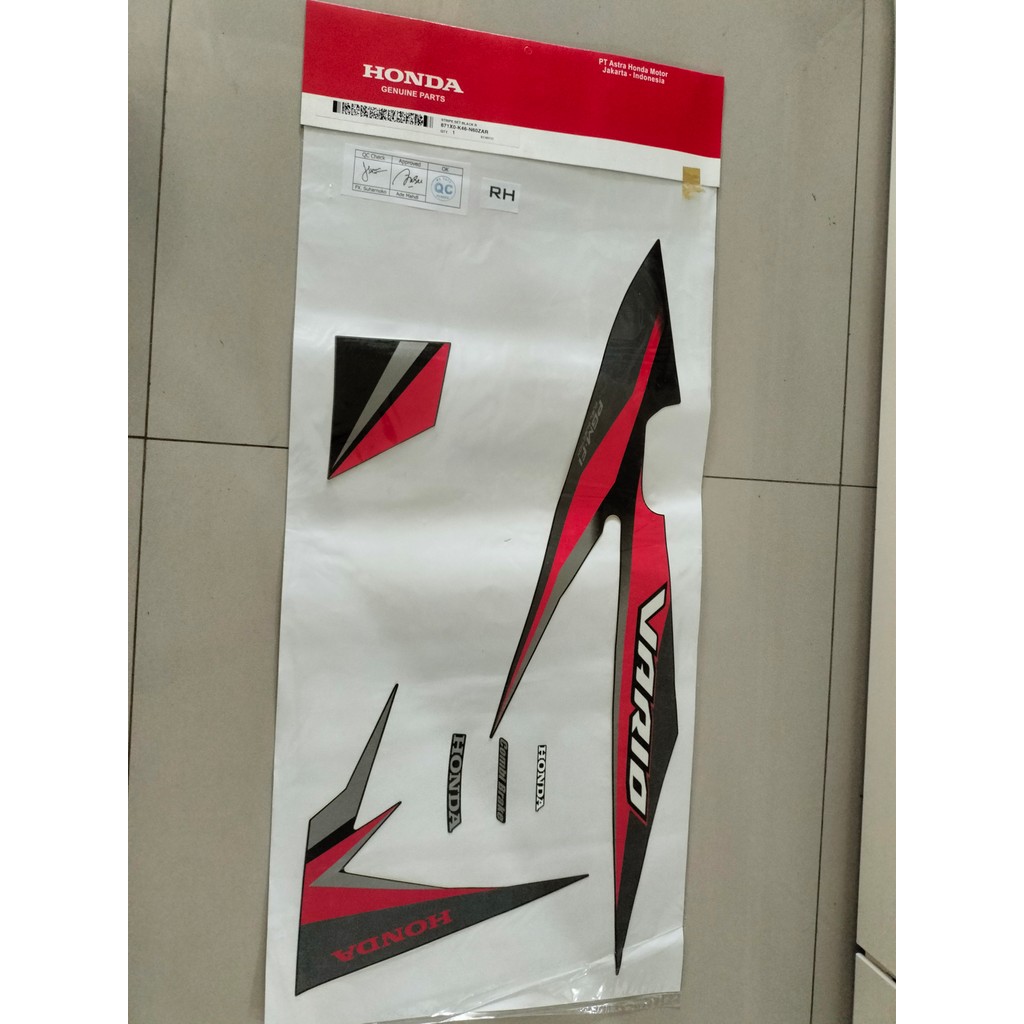 STRIPING KANAN VARIO 871-X0-K46-N60ZAR