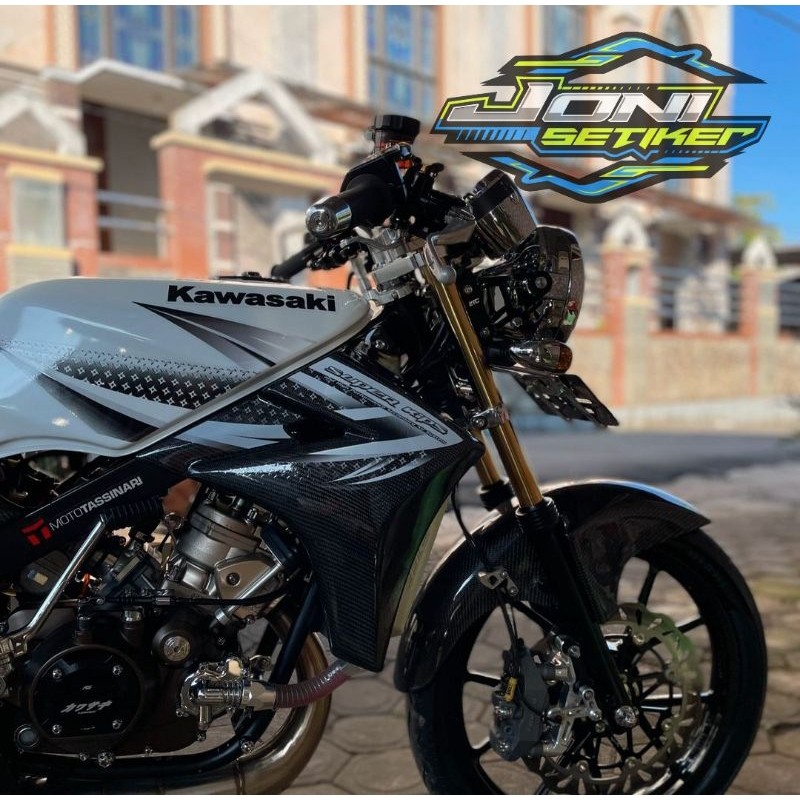 STIKER STRIPING ORI KAWASAKI NINJA SS 2012 PUTIH STIKER NINJA SS PUTIH SHURIKEN 2012