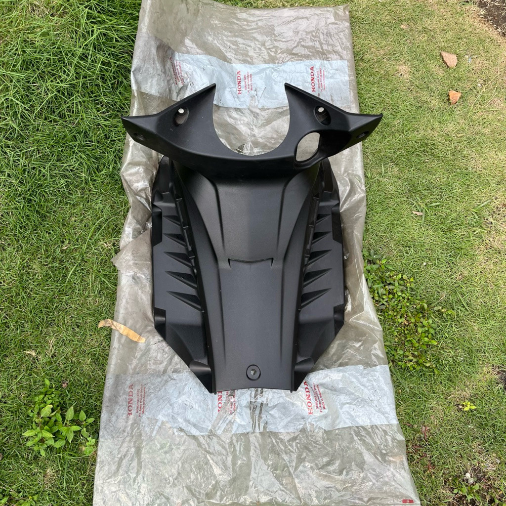 COVER BODY BODI TENGAH KONTAK HONDA BLADE LAMA 2008-2010 ORI AHM 64320-KWB-920 ORIGINAL AHM
